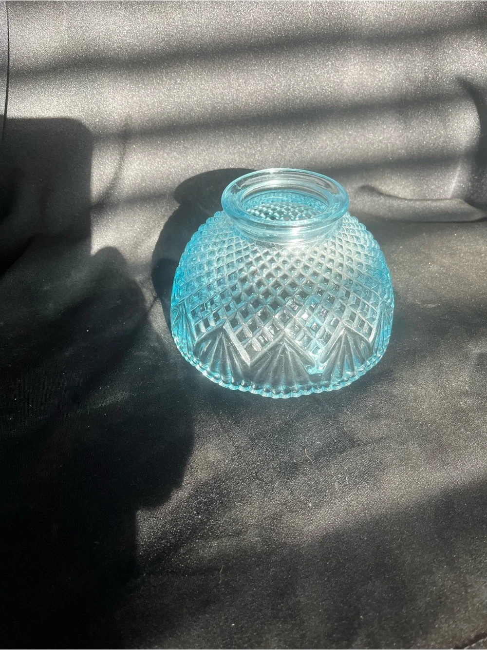 Westmorland fairy lamp top diamond and pineapple Aqua